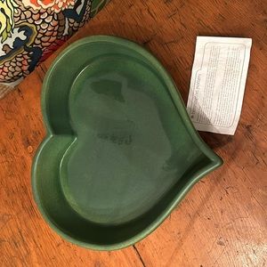 Bennington potters, large heart baking dish, elements green